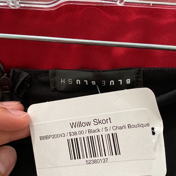 NWT Black Skort - Picture 4 of 6